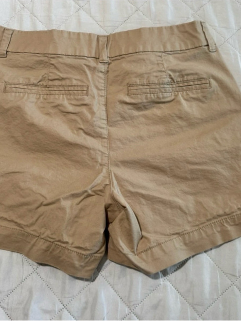 Old Navy Tan Women's Bermuda Shorts
